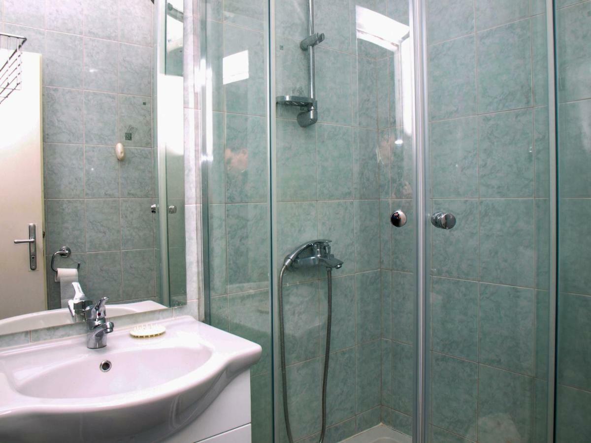 Apartments Vukovic Postira Ngoại thất bức ảnh