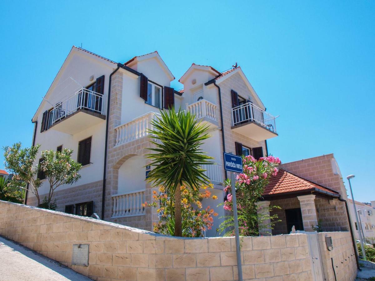 Apartments Vukovic Postira Ngoại thất bức ảnh