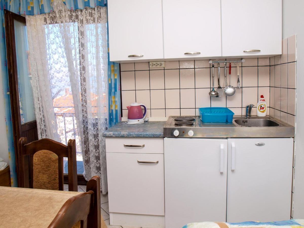 Apartments Vukovic Postira Phòng bức ảnh
