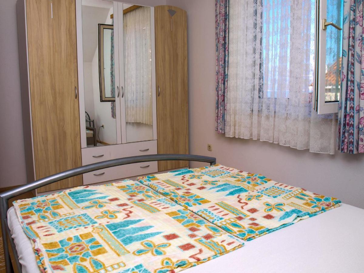 Apartments Vukovic Postira Phòng bức ảnh